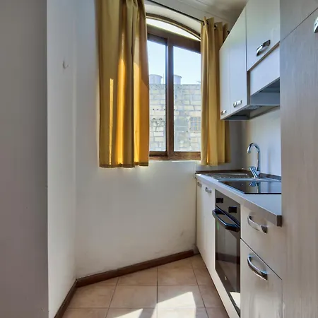 Serene & Penthouses In Appartamento Sliema