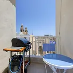 Serene & Penthouses In *