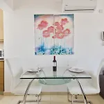 Serene & Penthouses In Apartmán *