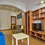 Serene & Penthouses In Apartmán