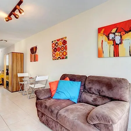 شقة Serene & Penthouses In سليمة