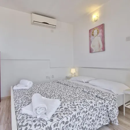 Apartment Serene & Penthouses In Sliema