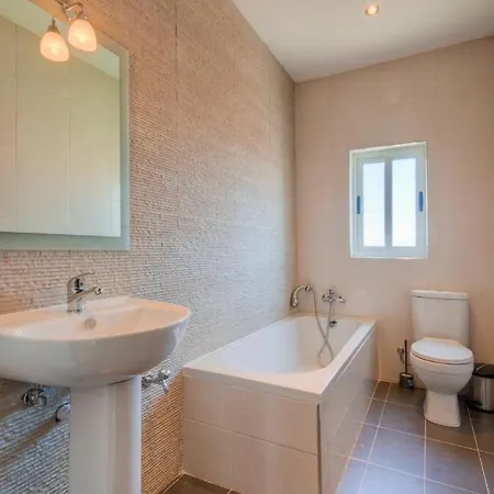 Apartamento Serene & Penthouses In