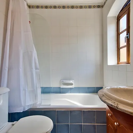 Serene & Penthouses In